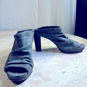 Bernardo bootie heels. Size 7.